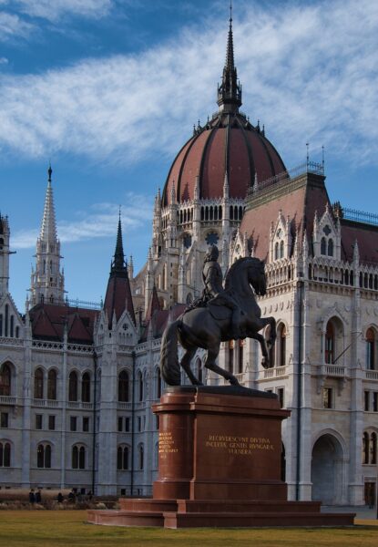 Parlament w Budapeszcie kompletny przewodnik